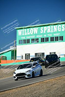 media/Oct-18-2025-Extreme Speed (Sat) [[d6d7e1fef1]]/Group 5/Session 1 (Turn 4)/